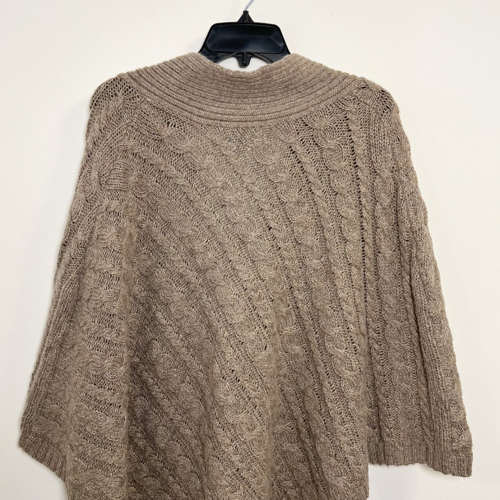 Old Navy Women Brown‎ Cable Knit Asymmetrical Poncho Sweater S - Picture 4 of 8